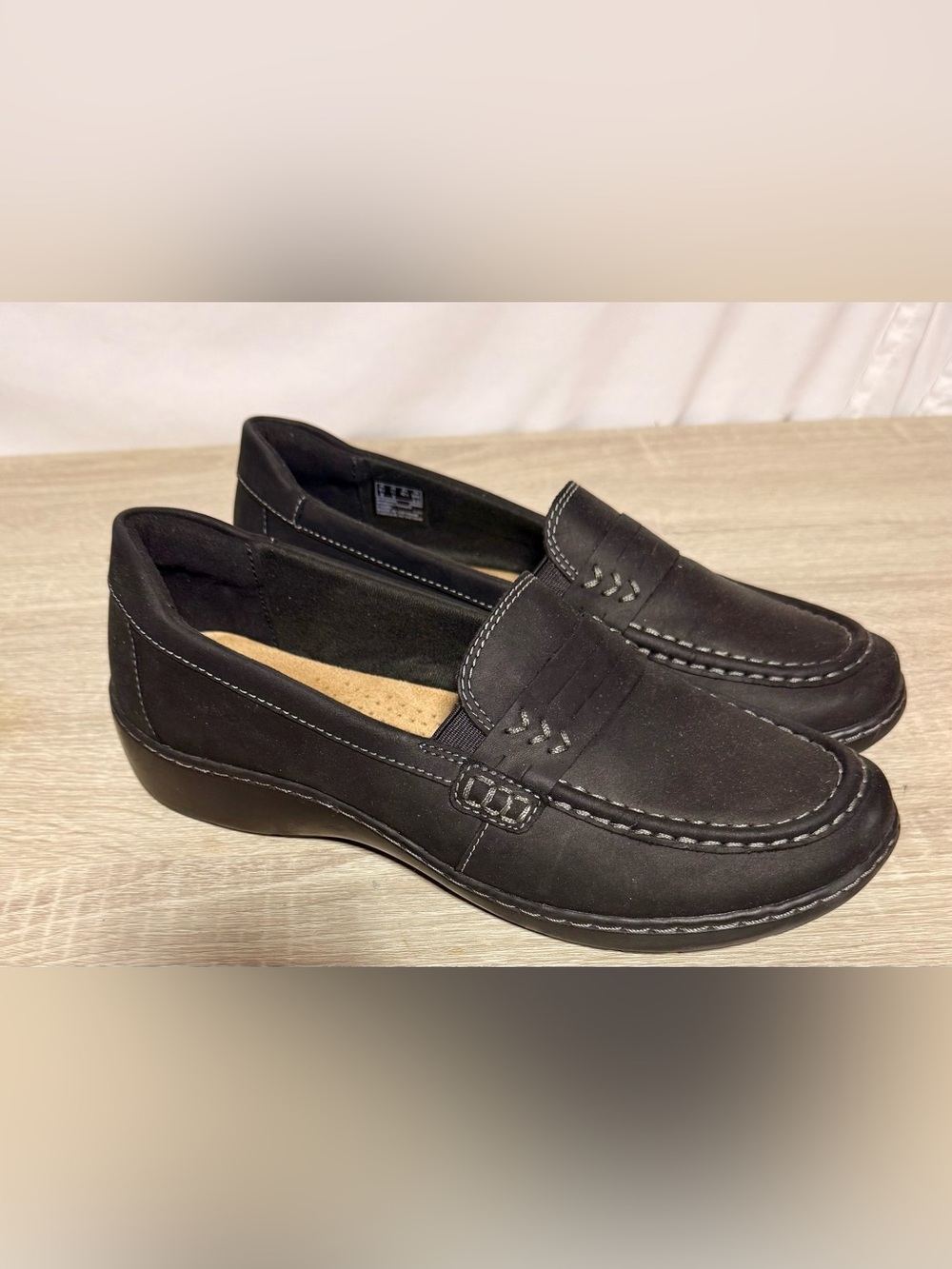 Clarks Womens Cora Ashly Black Leather Slip On Casual Loafers Shoes Sz 11 NWOB
